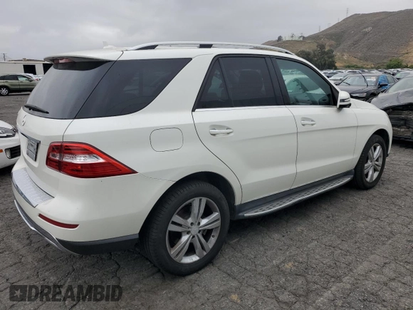 2013 Mercedes-Benz M 350 с VIN 4JGDA5JB4DA220250, выставлен на аукционе Copart как лот 57507165 с пробегом 135 193 миль миль и Чистый • Clean title. История ставок и продаж доступна на DreamBid. Изображение 3.