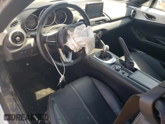 2020 Mazda MX-5 Miata Grand Touring z VIN JM1NDAD7XL0412292, wystawiony jako Copart lot #69792894 z przebiegiem 19 513 mil mil oraz Szkoda całkowita • Salvage title. Historia ofert i sprzedaży dostępna na DreamBid. Obrazek 8.
