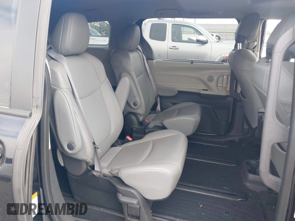 2022 Toyota Sienna XLE z VIN 5TDYRKEC8NS123217, wystawiony jako IAAI lot #42224483 z przebiegiem 73 802 mil mil oraz . Historia ofert i sprzedaży dostępna na DreamBid. Obrazek 8.
