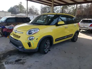 2014 FIAT 500L Trekking with VIN ZFBCFADH1EZ021222, listed as a Copart auction lot 42231435 with 87,574 mi miles and Salvage Title. Bid and sale history available at carsss.com. Image 1.