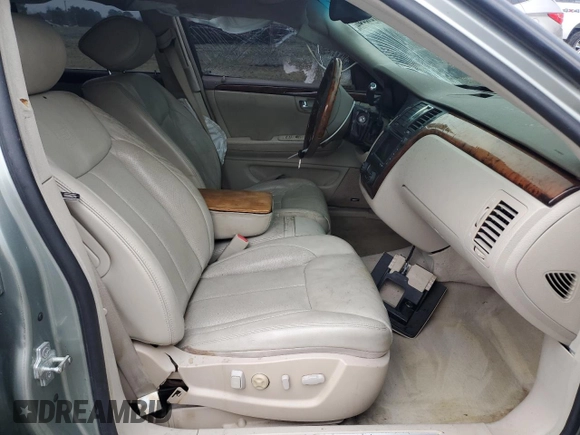 2006 Cadillac DTS 1SD z VIN 1G6KD57YX6U193025, wystawiony jako Copart lot #45784605 z przebiegiem Nie podano mil oraz Szkody całkowita. Historia ofert i sprzedaży dostępna na DreamBid. Obrazek 7.