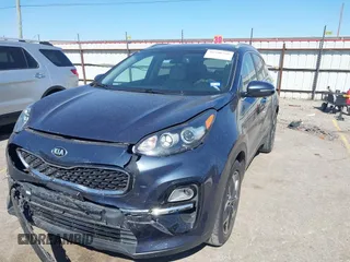 2021 Kia Sportage EX with VIN KNDPN3AC1M7889706, listed as a IAAI auction lot 41948559 with 52,329 mi miles and . Bid and sale history available at DreamBid. Image 2.