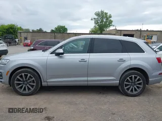 2018 Audi Q7 Premium Plus с VIN WA1LAAF74JD002455, выставлен на аукционе IAAI как лот 42525863 с пробегом 186 874 миль миль и . История ставок и продаж доступна на DreamBid. Изображение 14.