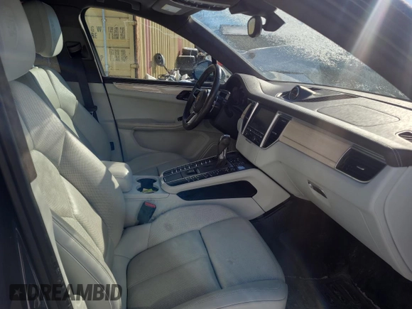 2015 Porsche Macan Turbo z VIN WP1AF2A56FLB97206, wystawiony jako Copart lot #44386585 z przebiegiem 117 376 mil mil oraz Czysty tytuł • Clean title. Historia ofert i sprzedaży dostępna na DreamBid. Obrazek 5.