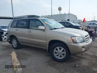2006 Toyota Highlander z VIN JTEGP21A560125805, wystawiony jako IAAI lot #40142399 z przebiegiem 127 578 mil mil oraz . Historia ofert i sprzedaży dostępna na DreamBid. Obrazek 1.