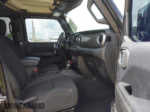 2019 Jeep Wrangler Unlimited Sahara with VIN 1C4HJXEN9KW514880, listed as a IAAI auction lot 42319437 with 70,186 mi miles and . Bid and sale history available at DreamBid. Image 5.