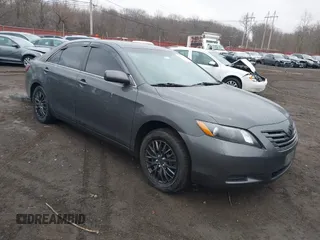 2009 Toyota Camry z VIN 4T1BE46K89U408094, wystawiony jako IAAI lot #41475631 z przebiegiem 139 056 mil mil oraz . Historia ofert i sprzedaży dostępna na DreamBid. Obrazek 1.