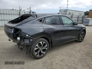 2022 Ford Mustang Mach-E Premium with VIN 3FMTK3SU5NMA30121, listed as a Copart auction lot 58409445 with 28,377 mi miles and Salvage title. Bid and sale history available at DreamBid. Image 3.