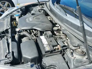 2015 Hyundai Veloster с VIN KMHTC6AD1FU219801, выставлен на аукционе IAAI как лот 42543085 с пробегом 167 342 миль миль и . История ставок и продаж доступна на DreamBid. Изображение 19.