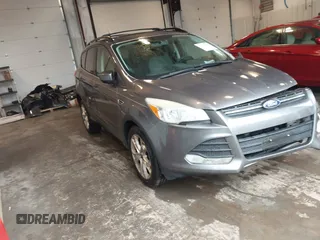 2013 Ford Escape SE с VIN 1FMCU9G91DUA98069, выставлен на аукционе IAAI как лот 42278684 с пробегом 187 770 миль миль и . История ставок и продаж доступна на DreamBid. Изображение 1.