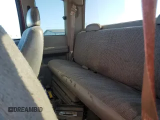 1998 Chevrolet Silverado 1500 with VIN 1GCEK19R2WE133619, listed as a Copart auction lot 55303545 with 200,306 mi miles and Salvage Title. Bid and sale history available at DreamBid. Image 10.