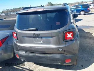2016 Jeep Renegade Latitude with VIN ZACCJBBT0GPD19884, listed as a IAAI auction lot 41863253 with 143,882 mi miles. Bid and sale history available at carsss.com. Image 16.