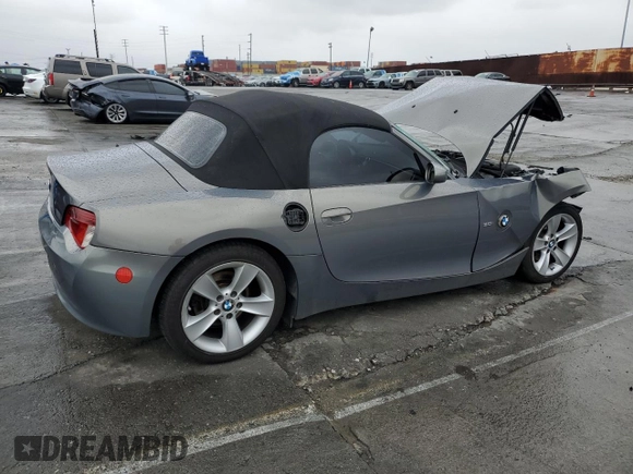 2007 BMW Z4 3.0i with VIN 4USBU33517LW70598, listed as a Copart auction lot 48433985 with 0 mi miles and Salvage Title. Bid and sale history available at carsss.com. Image 3.