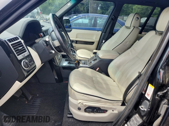 2011 Land Rover Range Rover HSE Lux with VIN SALMF1D46BA341623, listed as a Copart auction lot 60072265 with 121,222 mi miles and Clean title. Bid and sale history available at DreamBid. Image 7.