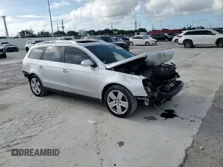 2009 Volkswagen Passat Komfort with VIN WVWXK73C09E140427, listed as a Copart auction lot 60374115 with 113,923 mi miles and Salvage title. Bid and sale history available at DreamBid. Image 13.