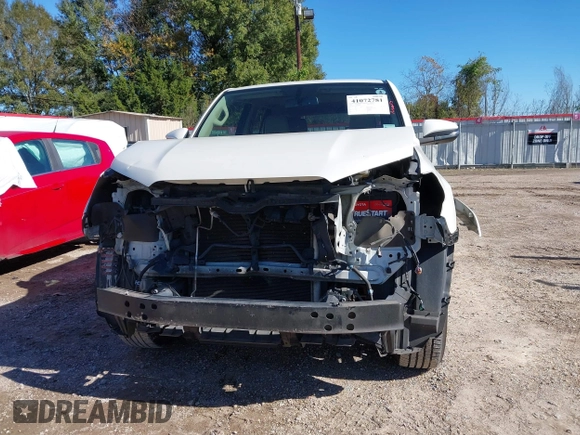 2014 Toyota 4Runner SR5 with VIN JTEZU5JR7E5082045, listed as a IAAI auction lot 41072781 with 149,510 mi miles and . Bid and sale history available at DreamBid. Image 13.