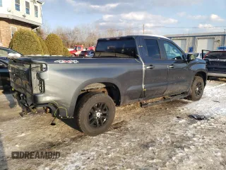2021 Chevrolet Silverado 1500 RST with VIN 1GCRYEEDXMZ138249, listed as a Copart auction lot 88353205 with 48,338 mi miles and Salvage Title. Bid and sale history available at DreamBid. Image 3.