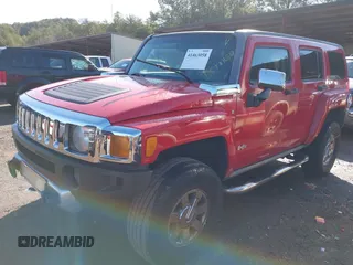 2008 Hummer H3 with VIN 5GTEN13E688123408, listed as a IAAI auction lot 41463058 with 189,430 mi miles. Bid and sale history available at carsss.com. Image 2.