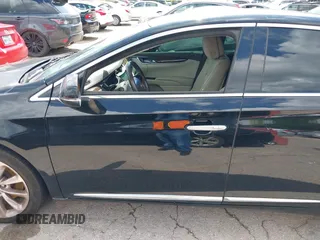 2013 Cadillac XTS Premium with VIN 2G61S5S39D9144177, listed as a IAAI auction lot 42111910 with 69,830 mi miles. Bid and sale history available at carsss.com. Image 14.