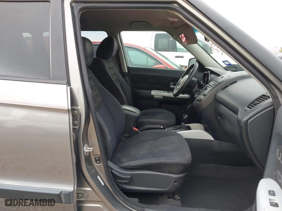2012 Kia Soul + with VIN KNDJT2A68C7379660, listed as a IAAI auction lot 41991418 with 181,060 mi miles. Bid and sale history available at carsss.com. Image 5.