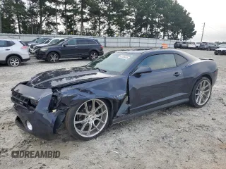 2013 Chevrolet Camaro LT with VIN 2G1FC1E32D9147600, listed as a Copart auction lot 62708435 with 178,861 mi miles and Salvage title. Bid and sale history available at DreamBid. Image 1.
