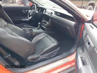 2015 Ford Mustang EcoBoost Premium с VIN 1FATP8UH8F5403071, выставлен на аукционе IAAI как лот 42065140 с пробегом 49 767 миль миль и . История ставок и продаж доступна на DreamBid. Изображение 5.