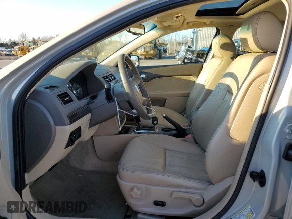 2008 Mercury Milan Premier with VIN 3MEHM02188R654834, listed as a Copart auction lot 79806114 with 102,149 mi miles and Salvage Title. Bid and sale history available at carsss.com. Image 7.
