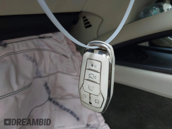 2013 Lincoln MKZ with VIN 3LN6L2J99DR807158, listed as a IAAI auction lot 42201507 with 139,766 mi miles and . Bid and sale history available at DreamBid. Image 11.
