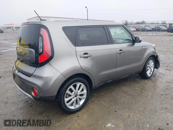 2018 Kia Soul + with VIN KNDJP3A50J7575221, listed as a IAAI auction lot 41576272 with 72,403 mi miles. Bid and sale history available at carsss.com. Image 4.