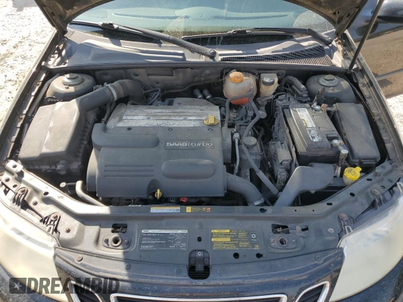 2005 Saab 9-3 z VIN YS3FB49S551049723, wystawiony jako Copart lot #50449105 z przebiegiem 130 009 mil mil oraz Szkoda całkowita • Salvage title. Historia ofert i sprzedaży dostępna na DreamBid. Obrazek 11.