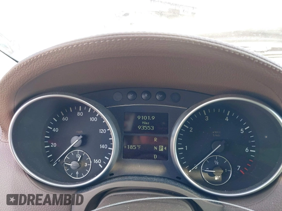 2008 Mercedes-Benz GL-Class 5.5L with VIN 4JGBF86E08A349444, listed as a IAAI auction lot 40992114 with 93,553 mi miles. Bid and sale history available at carsss.com. Image 7.