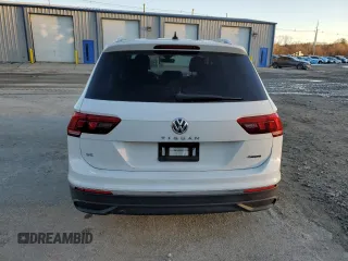 2022 Volkswagen Tiguan SE with VIN 3VV2B7AX2NM122341, listed as a Copart auction lot 86706564 with 27,709 mi miles and Salvage title. Bid and sale history available at DreamBid. Image 6.