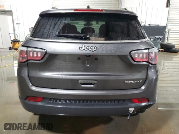 2020 Jeep Compass Sport z VIN 3C4NJCAB0LT198736, wystawiony jako Copart lot #54591435 z przebiegiem 116 504 mil mil oraz Czysty tytuł • Clean title. Historia ofert i sprzedaży dostępna na DreamBid. Obrazek 6.