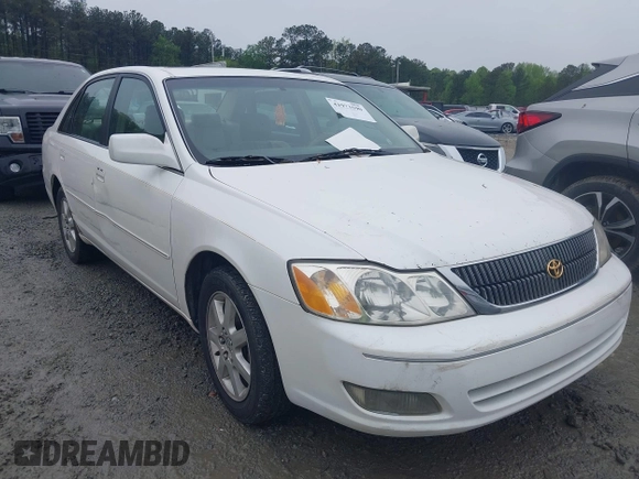 2000 Toyota Avalon XL with VIN 4T1BF28B4YU013827, listed as a IAAI auction lot 41973590 with 322,260 mi miles and . Bid and sale history available at DreamBid. Image 1.
