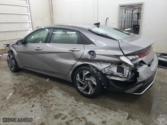 2025 Hyundai Elantra SEL Convenience with VIN KMHLS4DG4SU904155, listed as a Copart auction lot 50895445 with 5,743 mi miles and Non Repairable. Bid and sale history available at carsss.com. Image 2.