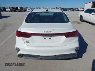 2024 Kia Forte LXS with VIN 3KPF24AD0RE743646, listed as a IAAI auction lot 41686999 with 25,855 mi miles and . Bid and sale history available at DreamBid. Image 15.