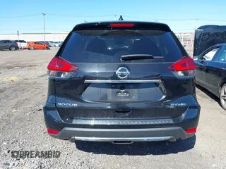 2017 Nissan Rogue SL with VIN 5N1AT2MV7HC844393, listed as a IAAI auction lot 42126002 with 105,280 mi miles. Bid and sale history available at carsss.com. Image 16.
