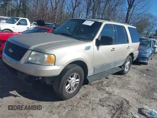 2004 Ford Expedition Special Service with VIN 1FMRU15WX4LB90730, listed as a IAAI auction lot 41478361 with 273,240 mi miles. Bid and sale history available at carsss.com. Image 2.