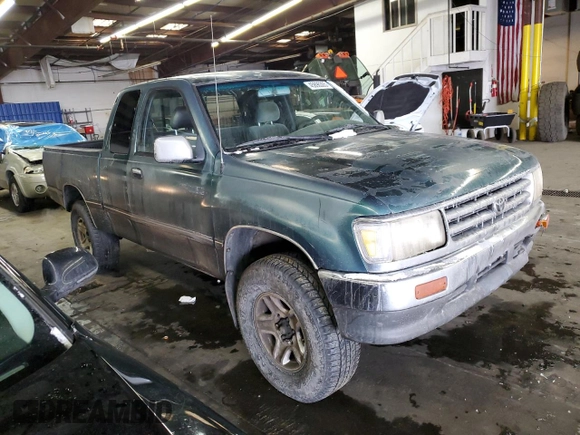 1997 Toyota T100 SR5 with VIN JT4UN24D4V0041363, listed as a Copart auction lot 45896305 with 338,486 mi miles and Salvage Title. Bid and sale history available at DreamBid. Image 4.