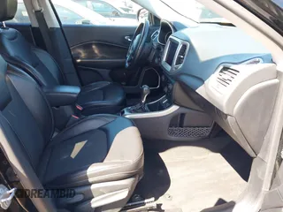 2017 Jeep Compass Latitude with VIN 3C4NJCBB6HT605934, listed as a IAAI auction lot 41846329 with 145,275 mi miles and . Bid and sale history available at DreamBid. Image 5.