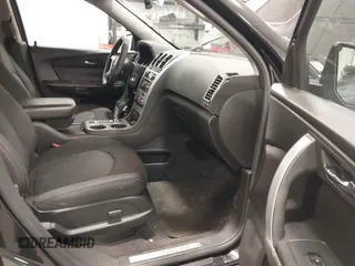 2011 GMC Acadia SLE with VIN 1GKKVPED1BJ134127, listed as a IAAI auction lot 41731793 with 136,126 mi miles. Bid and sale history available at carsss.com. Image 5.