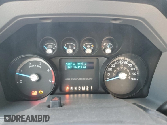 2013 Ford F-350 with VIN 1FDRF3GT6DEB28819, listed as a Copart auction lot 42031345 with 174,419 mi miles and Clean title. Bid and sale history available at DreamBid. Image 9.