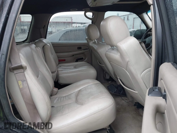 2004 Chevrolet Tahoe LS with VIN 1GNEC13TX4R282908, listed as a IAAI auction lot 41563027 with 1 mi miles. Bid and sale history available at carsss.com. Image 8.