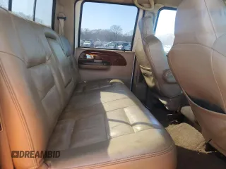 2003 Ford F-250 XL с VIN 1FTNW21L33EC23486, выставлен на аукционе Copart как лот 48821505 с пробегом 245 794 миль миль и Списание • Salvage title. История ставок и продаж доступна на DreamBid. Изображение 10.
