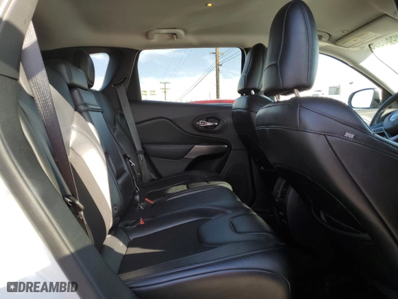 2019 Jeep Cherokee Latitude Plus with VIN 1C4PJLLB0KD204366, listed as a Copart auction lot 49886995 with 91,108 mi miles and Salvage Title. Bid and sale history available at carsss.com. Image 11.