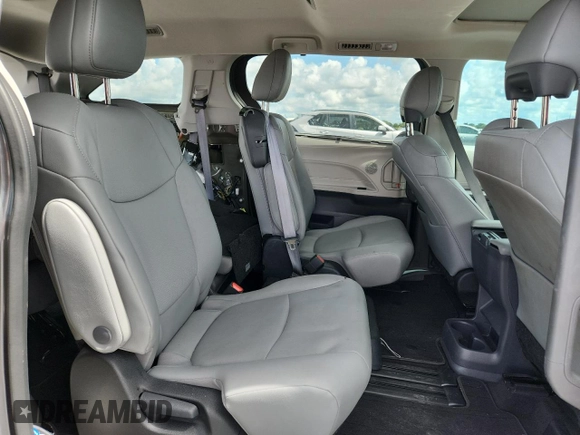 2023 Toyota Sienna XLE с VIN 5TDYRKEC6PS147342, выставлен на аукционе Copart как лот 58833745 с пробегом 20 299 миль миль и Списание • Salvage title. История ставок и продаж доступна на DreamBid. Изображение 10.