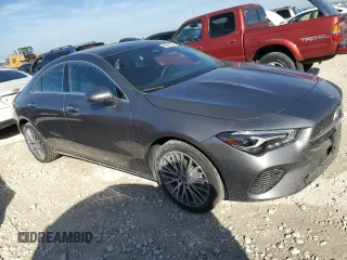 2025 Mercedes-Benz CLA 250 z VIN W1K5J4HB8SN513640, wystawiony jako Copart lot #48949515 z przebiegiem 5 494 mil mil oraz Czysty tytuł • Clean title. Historia ofert i sprzedaży dostępna na DreamBid. Obrazek 4.