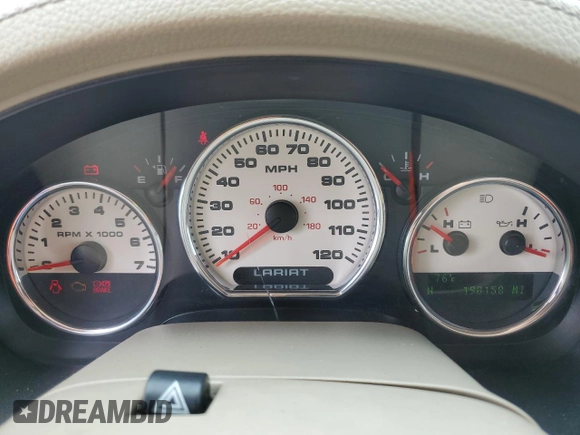 2005 Ford F-150 XLT с VIN 1FTPW14545FA30275, выставлен на аукционе Copart как лот 61608275 с пробегом 190 158 миль миль и Чистый • Clean title. История ставок и продаж доступна на DreamBid. Изображение 9.