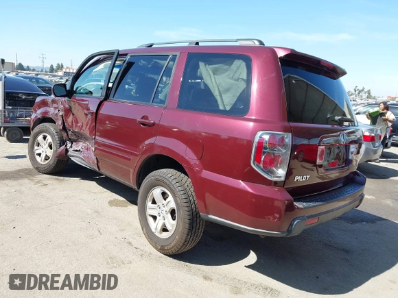 2008 Honda Pilot VP with VIN 5FNYF28238B008772, listed as a IAAI auction lot 42014263 with 110,239 mi miles and . Bid and sale history available at DreamBid. Image 3.
