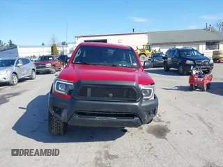 2014 Toyota Tacoma with VIN 5TFUX4EN7EX027719, listed as a IAAI auction lot 41922936 with 163,047 mi miles and . Bid and sale history available at DreamBid. Image 12.